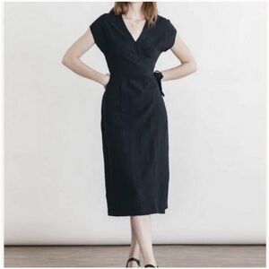 Bridge & Burn Midi Wrap Dress in Navy Sz: XS